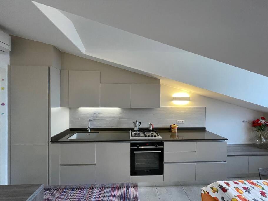 Elia Loft Lägenhet Riva del Garda Exteriör bild